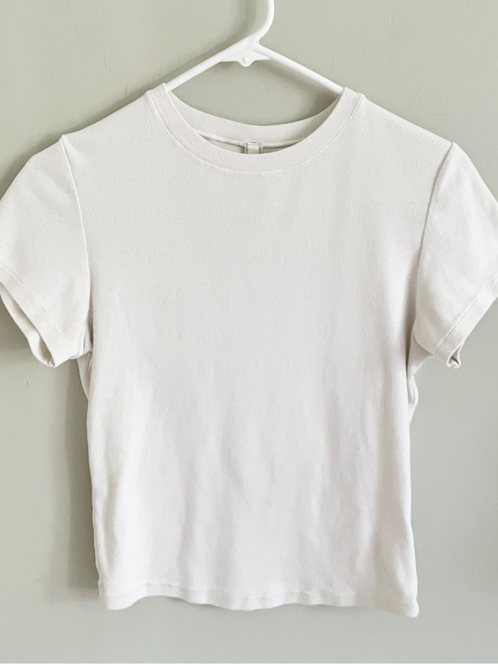 SKIMS ecru white short sleeve baby t shirt sz L